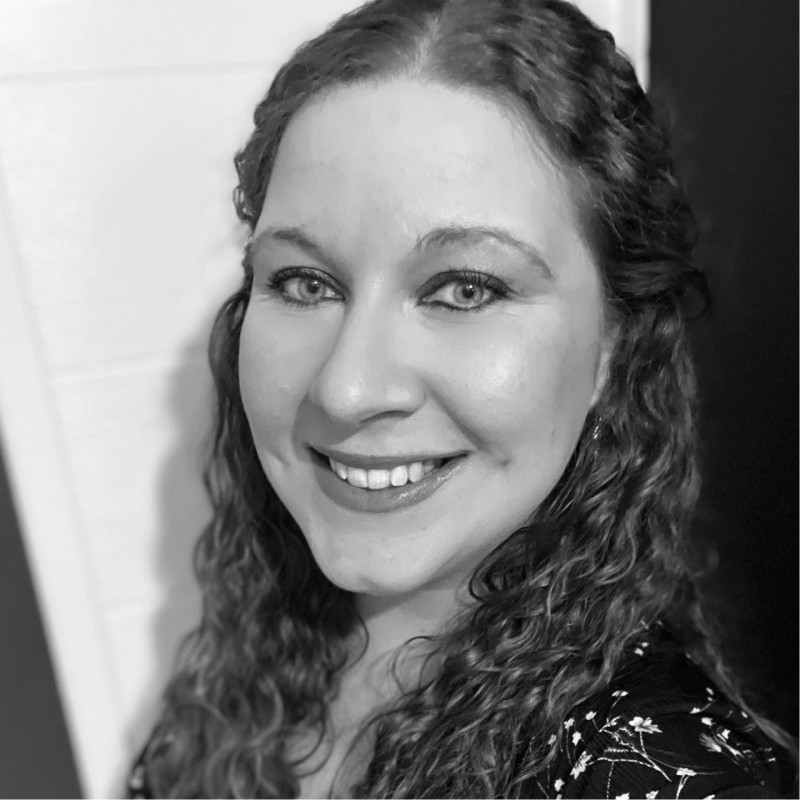 Amy Phillips Senior Finance Consultant